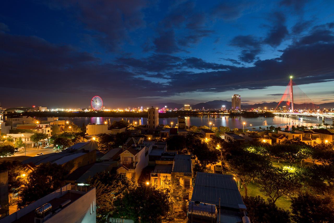 คาลี ไนท์ โฮเทล ดานัง Hotel ภายนอก รูปภาพ