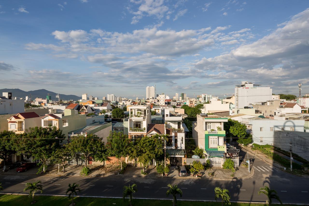 คาลี ไนท์ โฮเทล ดานัง Hotel ภายนอก รูปภาพ
