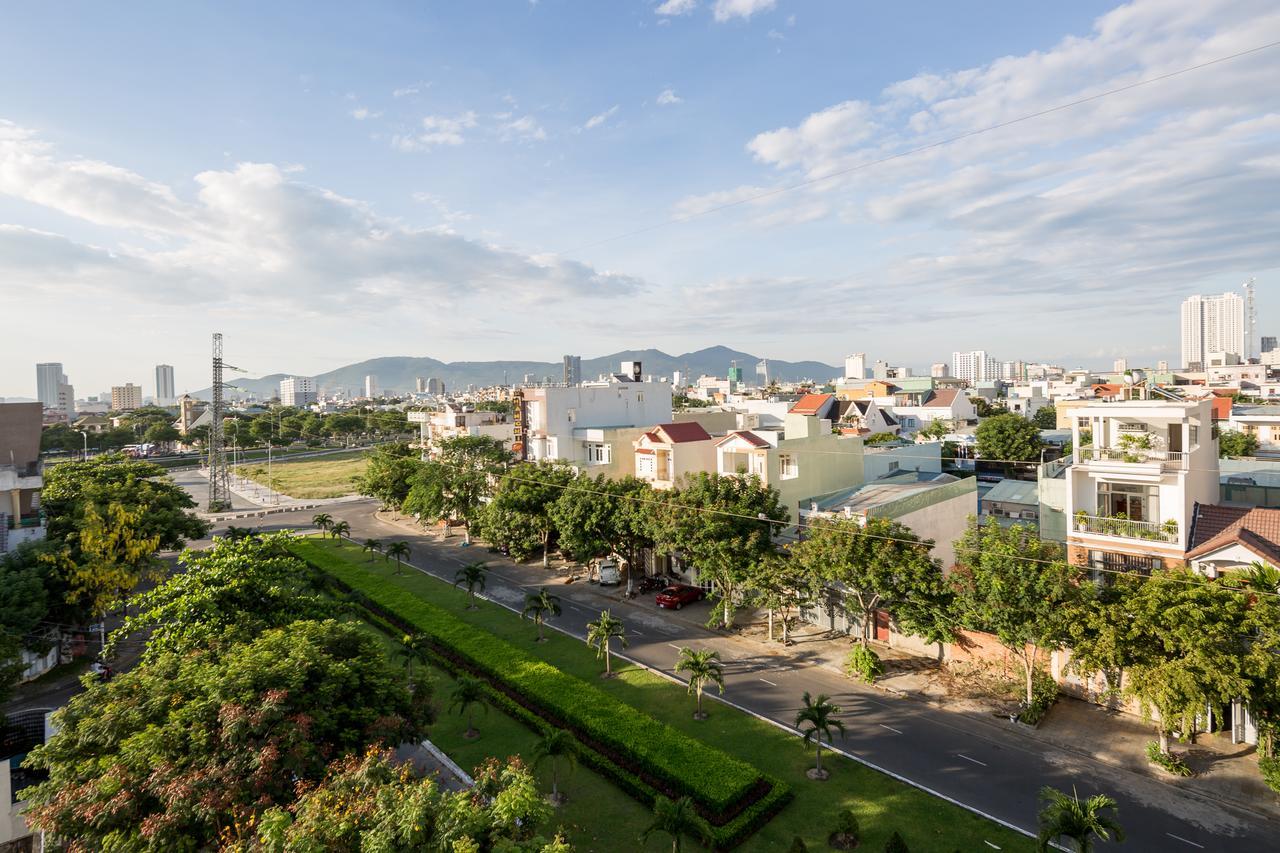 คาลี ไนท์ โฮเทล ดานัง Hotel ภายนอก รูปภาพ